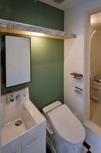 建築費を低く抑えて経営に成功した賃貸住宅の洗面室の画像